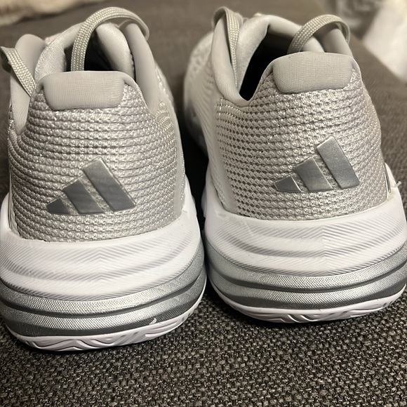 Adidas Women's Barricade Tennis Shoe 8 - Picture 3 of 7